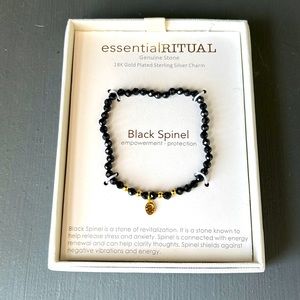 Essential Ritual Black Spinel 18kt gold bracelet